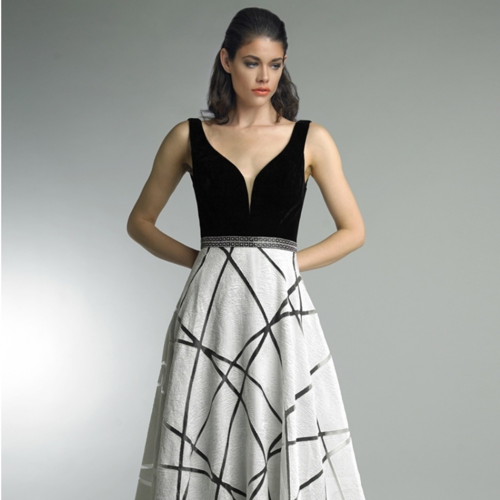 BASIX Black/White Formal Dress